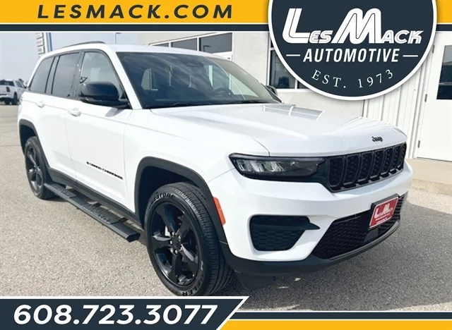 2023 JEEP GRAND CHEROKEE Altitude, WHITE for sale in Lancaster, WI — photo 1 of 35