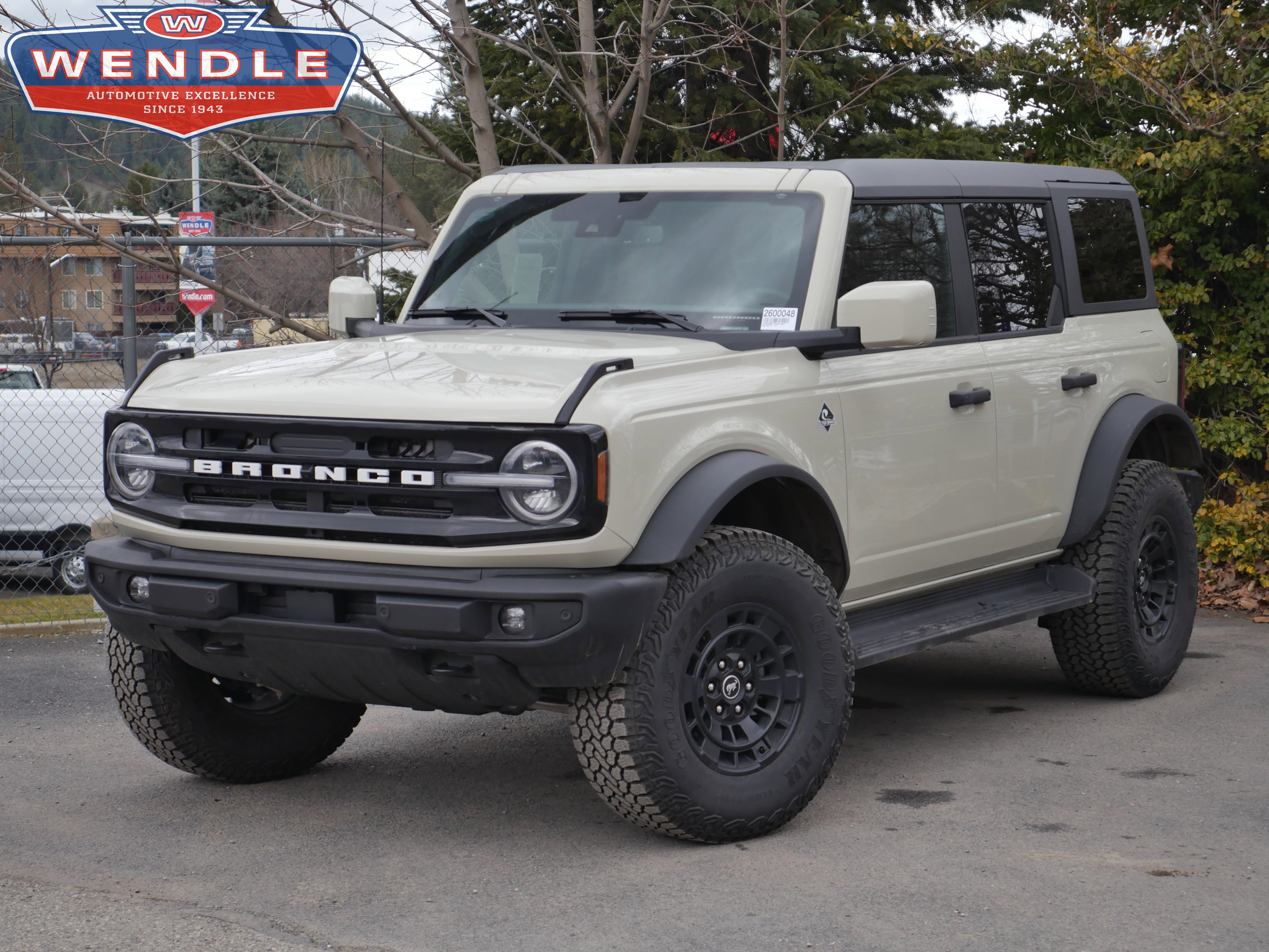 2026 Ford Bronco Outer Banks, DESERT SAND for sale in Spokane, WA — photo 1 of 37
