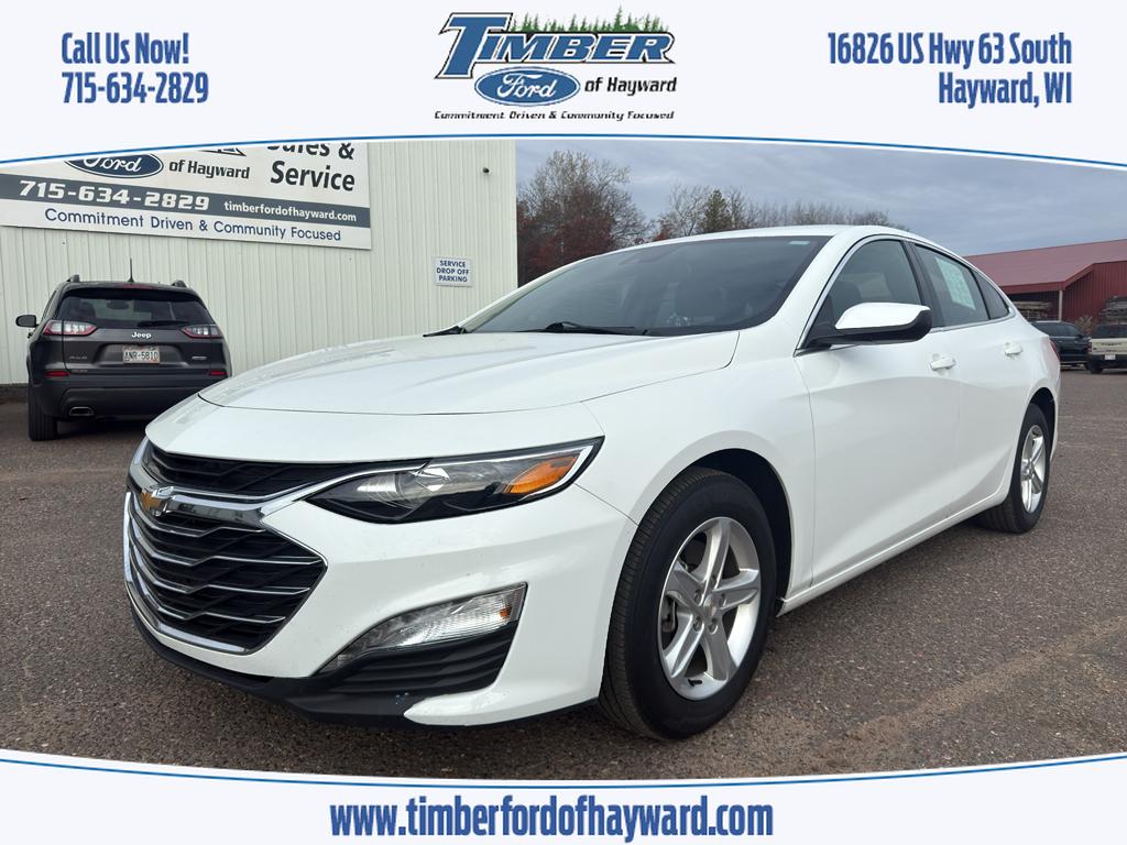 2024 CHEVROLET Malibu LT (1LT), Summit White for sale in Hayward, WI — photo 1 of 21
