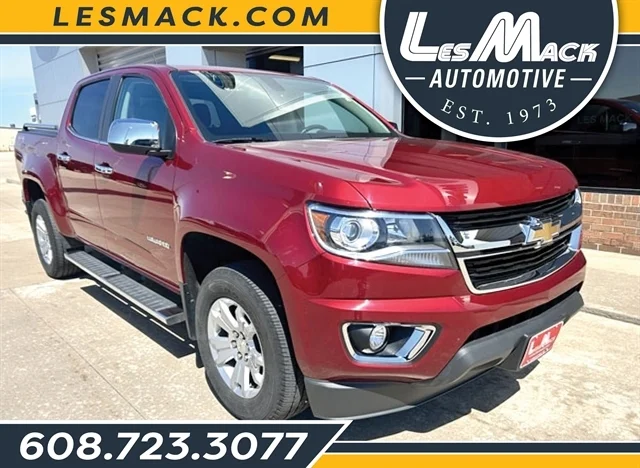 2019 CHEVROLET COLORADO 4WD LT, Red for sale in Lancaster, WI — photo 1 of 34