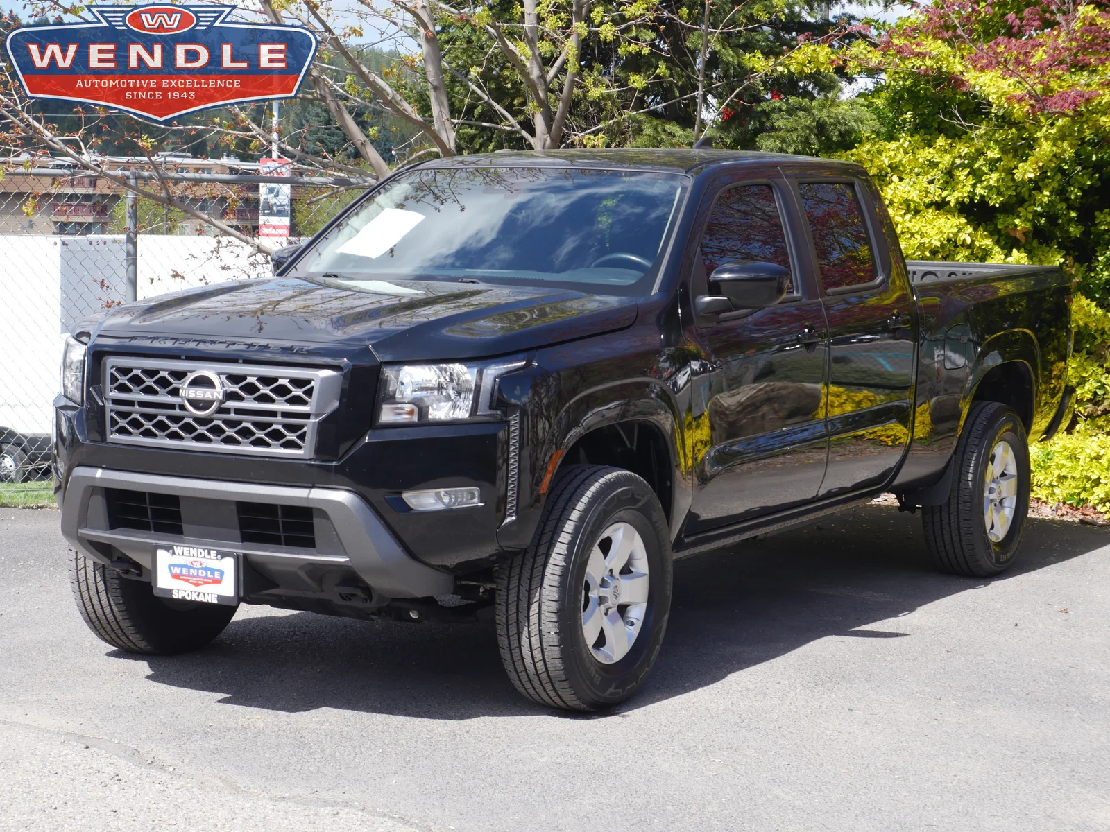 2023 Nissan Frontier SV, Super Black for sale in Spokane, WA — photo 1 of 34
