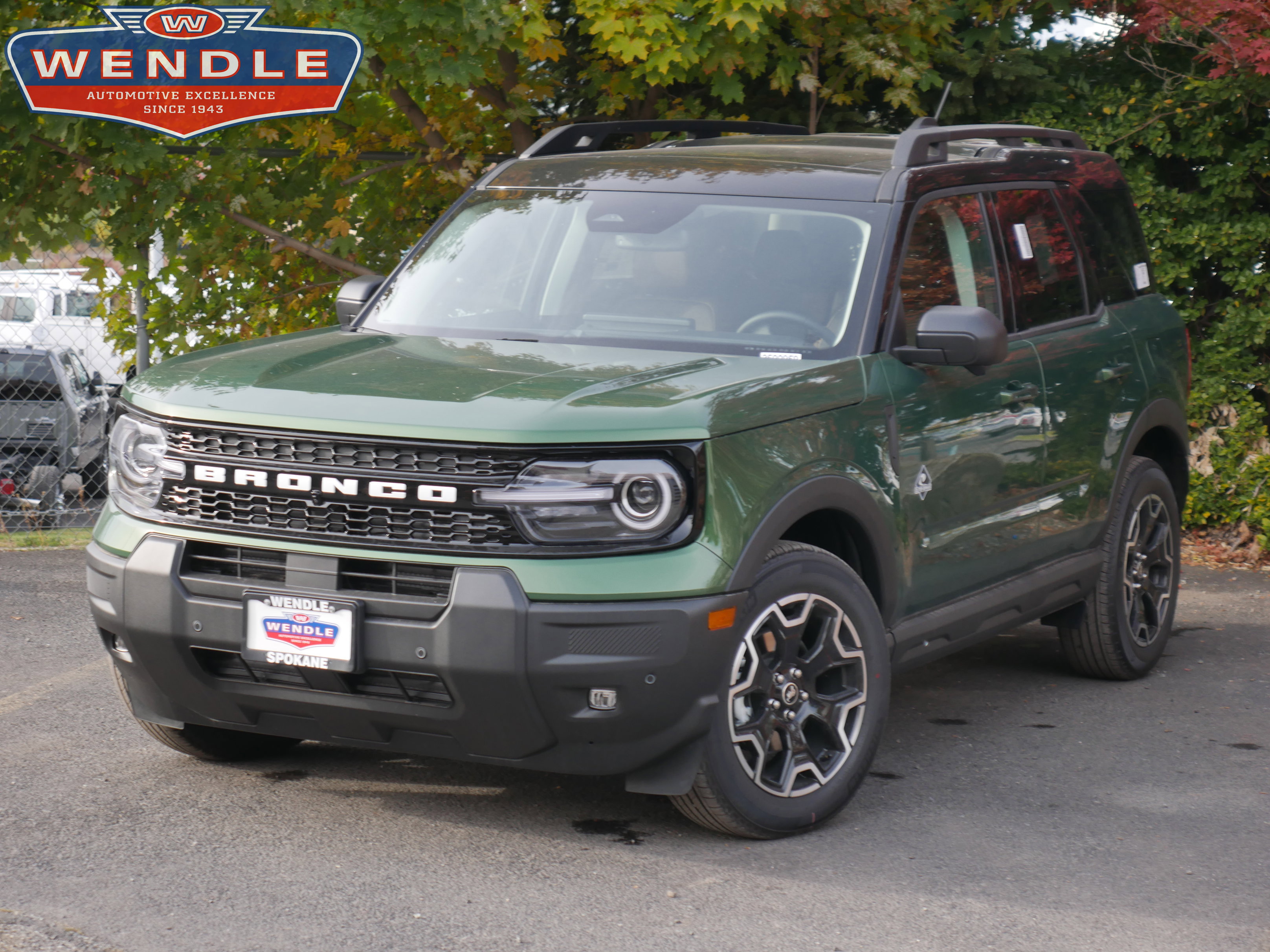 2025 Ford Bronco Sport Outer Banks, Eruption Green Metallic for sale in Spokane, WA — photo 1 of 39