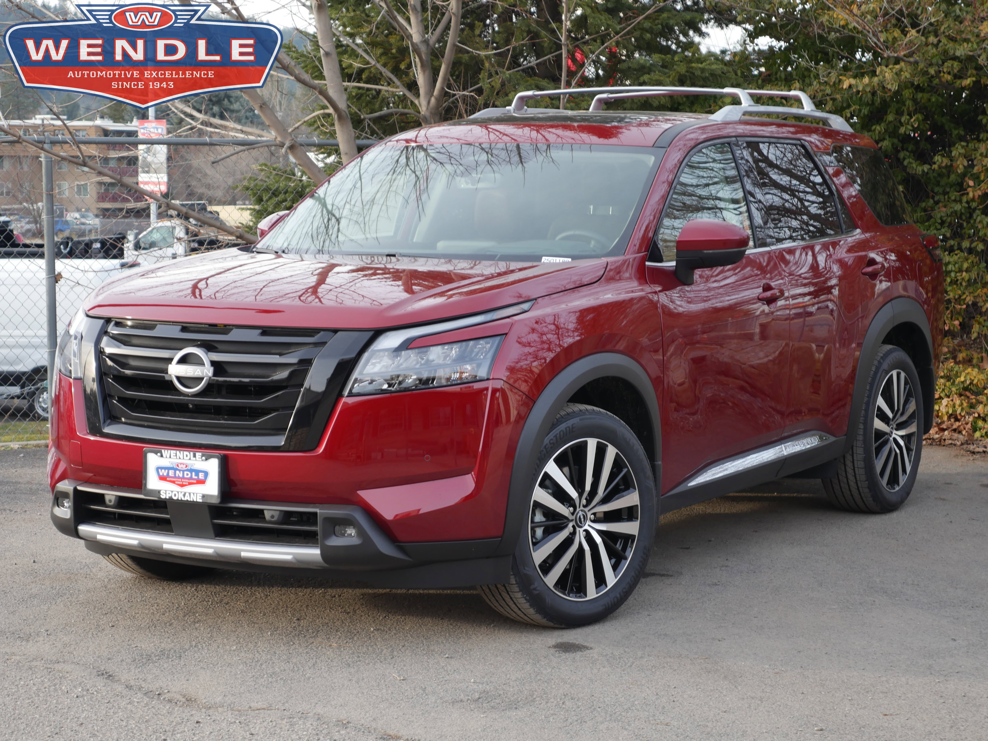 2025 Nissan Pathfinder Platinum, Scarlet Ember Tintcoat for sale in Spokane, WA — photo 1 of 38
