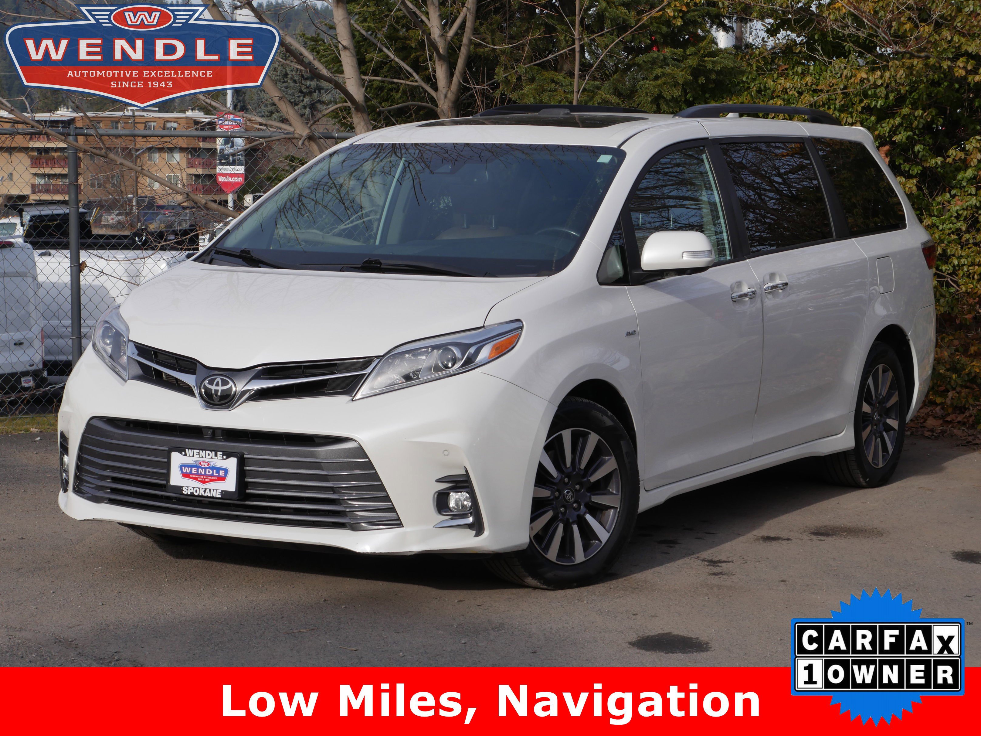 2019 Toyota Sienna Limited Premium, Blizzard Pearl for sale in Spokane, WA — photo 1 of 38
