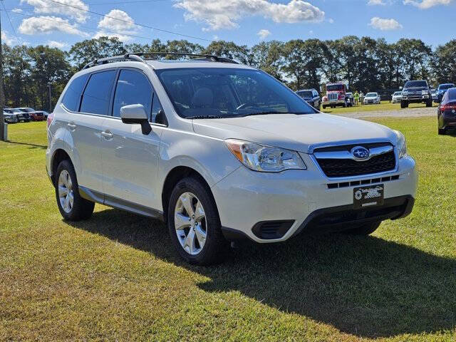2016 SUBARU Forester Premium + MR, Crystal White Pearl for sale in Phenix City, AL — photo 1 of 4