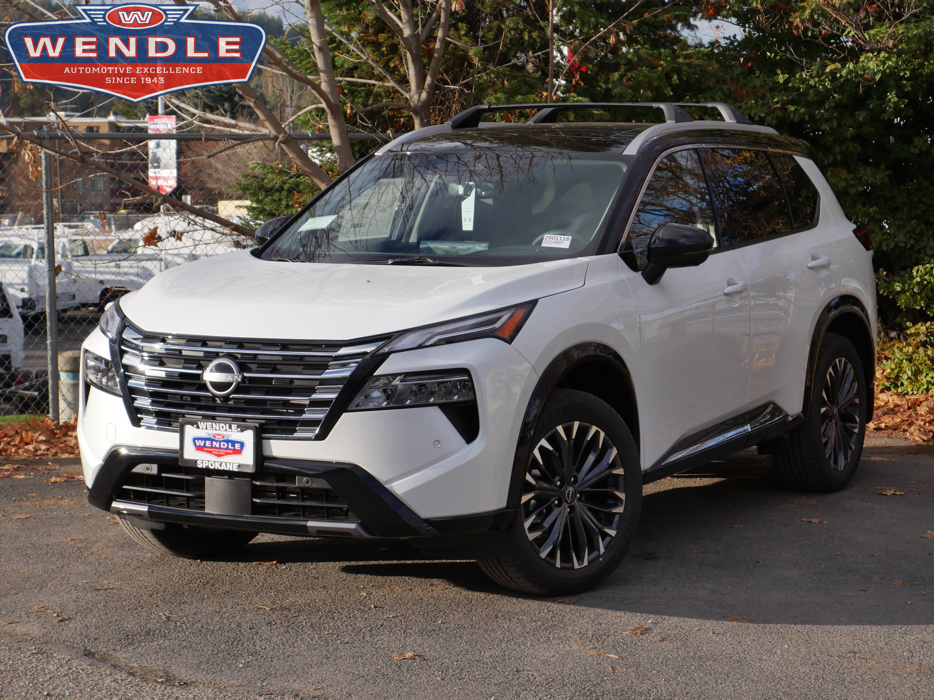 2026 Nissan Rogue Platinum, Everest White Pearl/Super Black for sale in Spokane, WA — photo 1 of 38